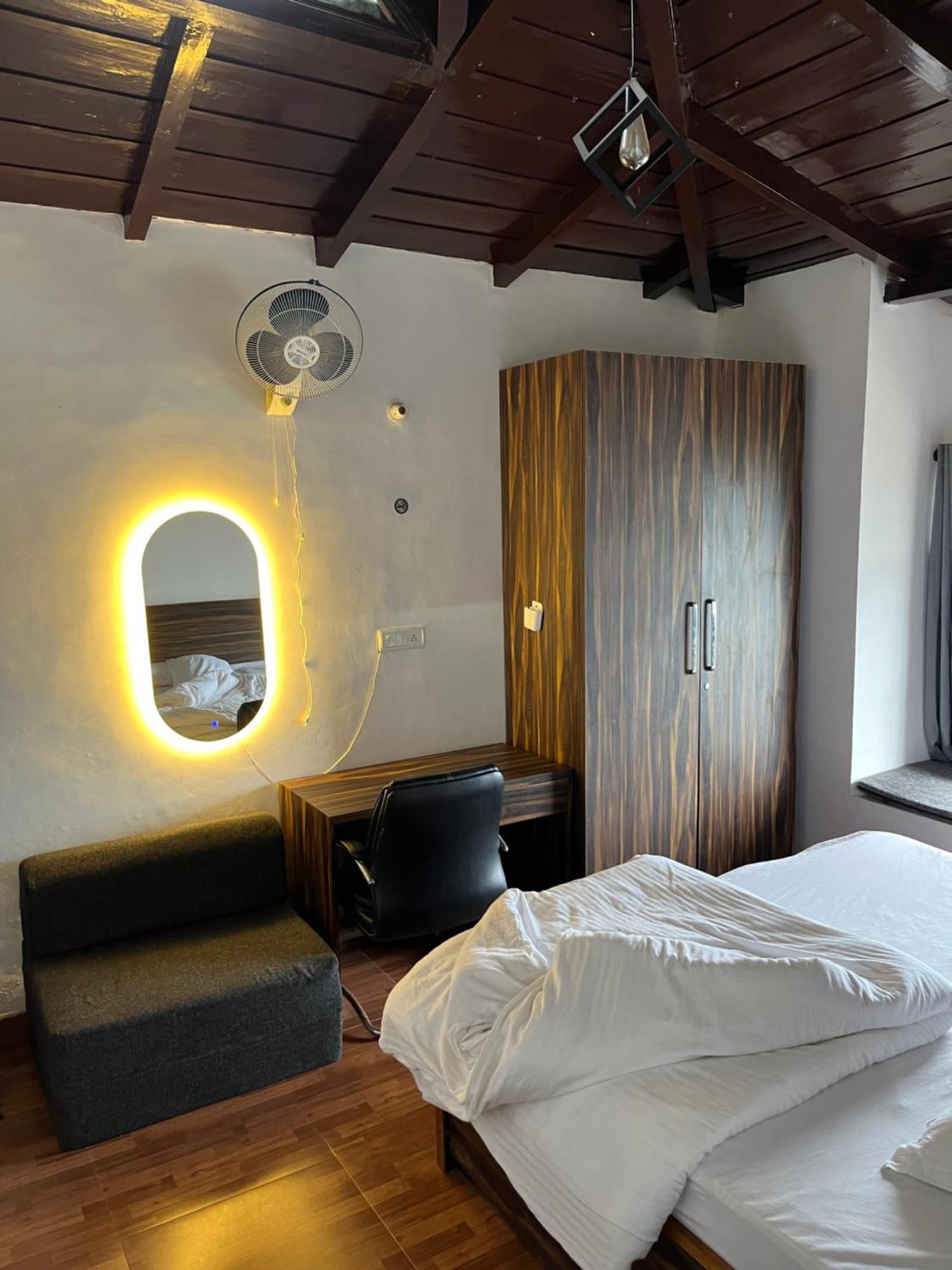 Himalayanblues Cottages&Stays マックトシュワー エクステリア 写真